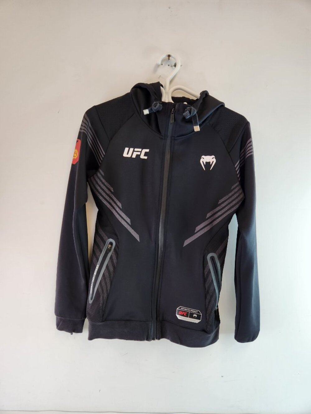 Venum UFC Fight Night 2021 Hoodie Shevchenko Activewear Black Grey YOU PICK SIZE - Picture 11 of 16